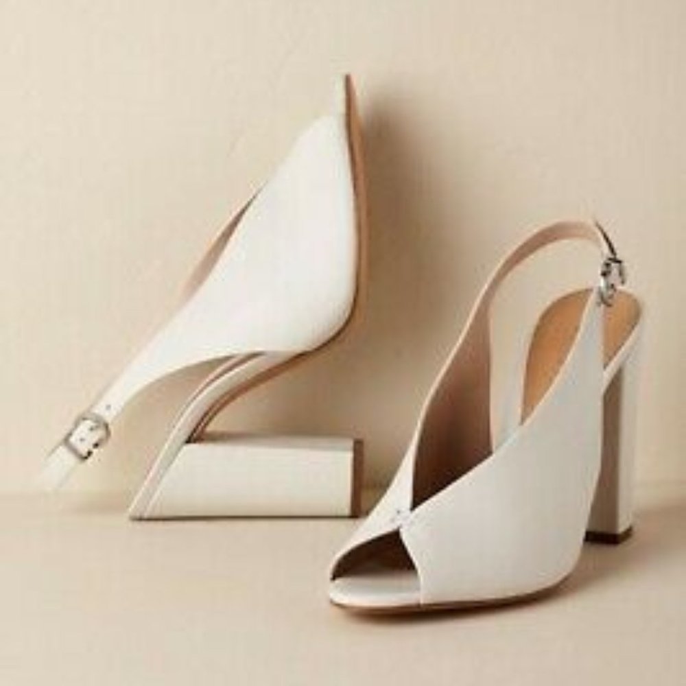 Schutz white leather Haka Heels brand new size 7.5